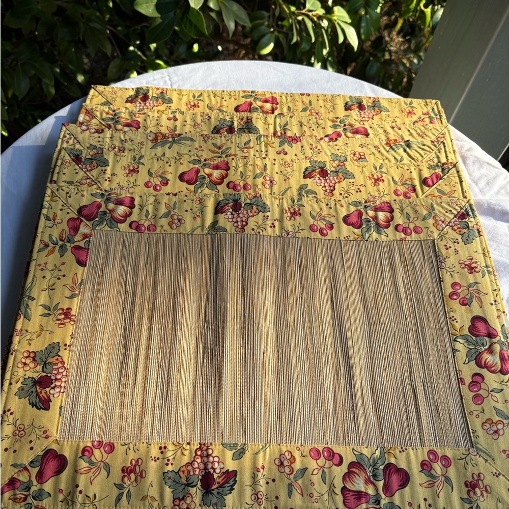 Pierre Deux French Country Pineapple 🍍 Fruit Fabric  Placemats Set of 5